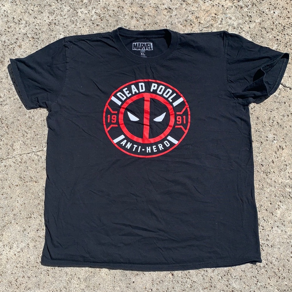 Marvel Deadpool XL T-shirt